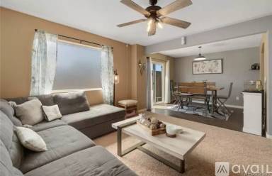 Main picture of 504 Foxtail Pl
