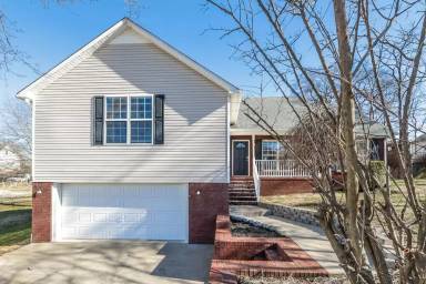 Main picture of 2920 Bragg Ct