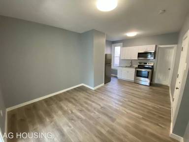 Main picture of 5941 Chestnut St