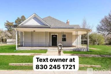 Main picture of 125 Kensington Cir