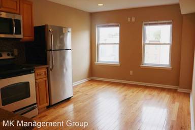 Main picture of 1725 W Berks St