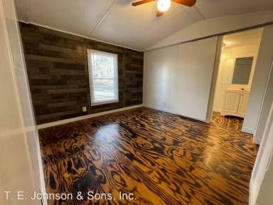 Main picture of 7150 Seward Cir