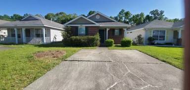 Main picture of 2520 Trailwood Dr