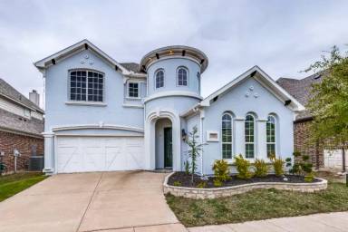 Main picture of 5905 Mickelson Way
