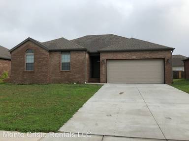Main picture of 404 W Madrid St