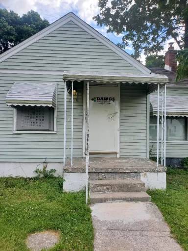 Main picture of 20170 Pinehurst St