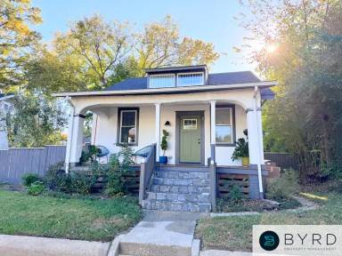 Main picture of 3256 Cliff Ave