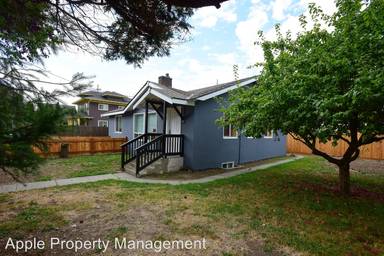 Main picture of 4323 6th Ave NW