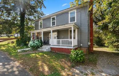 Main picture of 1513 Polk St