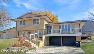Main picture of 2704 E Bragstad Dr