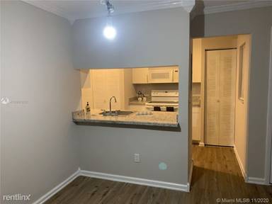 Main picture of 9710 Hammocks Blvd
