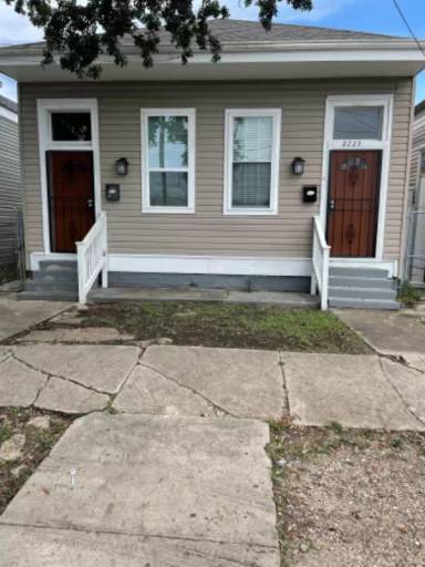Main picture of 2223 Washington Ave