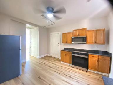 Main picture of 112 W Mulberry St