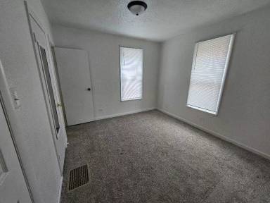 Main picture of 2428 S 13th St