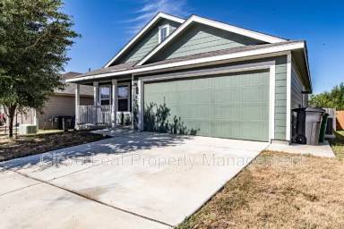 Main picture of 10207 Robbins Grv