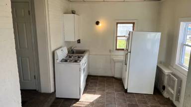 Main picture of 308 N State Road 57