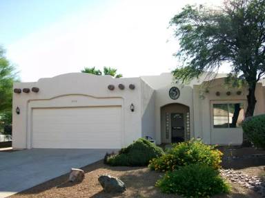 Main picture of 2514 N Camino Reloj