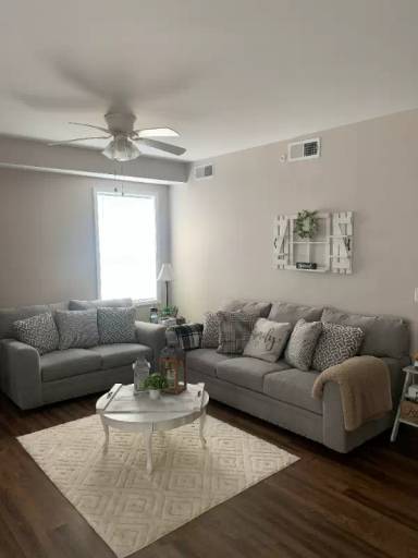 Main picture of 732 Ohio Pike