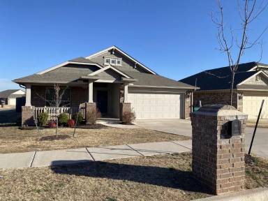 Main picture of 15528 Boulder Dr
