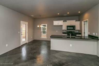 Main picture of 611 Lochridge