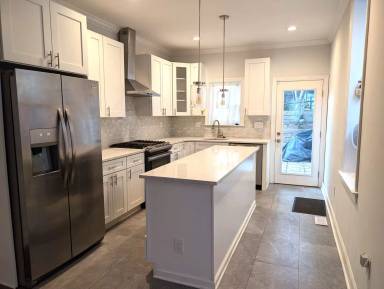 Main picture of 2213 Tasker St