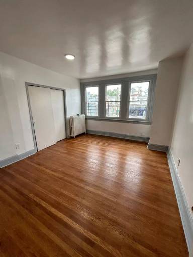 Main picture of 442 E Wyoming Ave