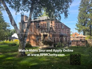 Main picture of 2458 Kenwood Blvd