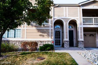 Main picture of 4242 S Blackhawk Cir