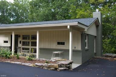 Main picture of 730 Starlit Rd