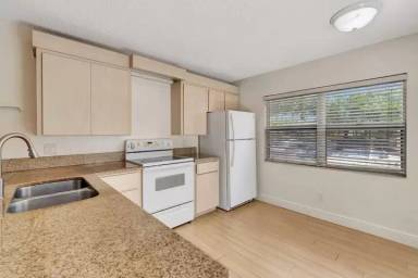 Main picture of 4004 Medford Ct