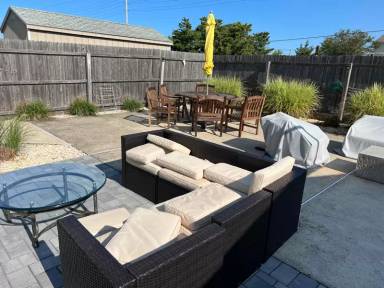 Main picture of 320 Sunset Dr S