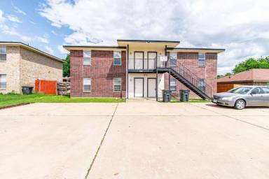 Main picture of 2014 Cedarhill Dr