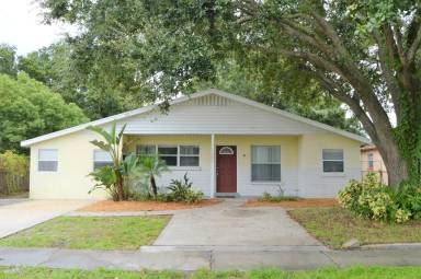 Main picture of 5504 S Manhattan Ave