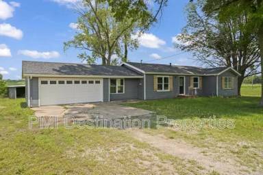 Main picture of 16752 Santa Fe Trl