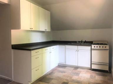 Main picture of 720 Village St