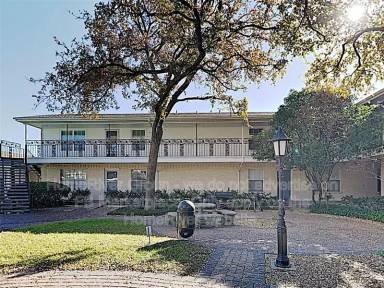 Main picture of 5818 E University Blvd