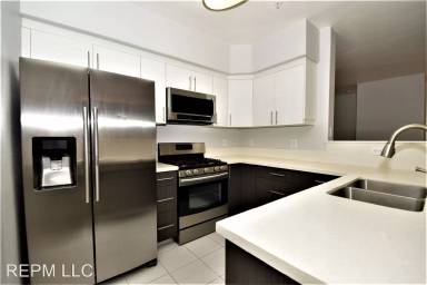 Main picture of 7147 S Durango Dr