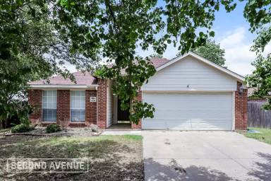 Main picture of 406 Lonestar Park Ln