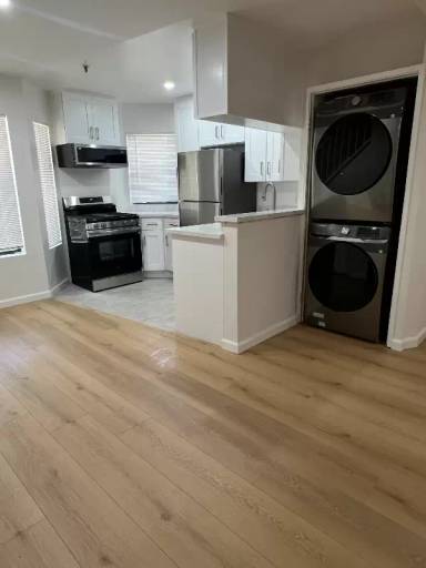 Main picture of 1244 Stanley Ave