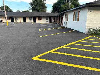 Main picture of 3326 E Marshall St