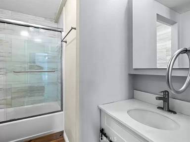 Main picture of Queen's Surf Condominiums