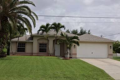 Main picture of 1806 SW 22nd Ter
