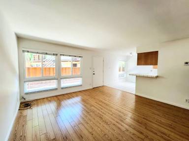 Main picture of 3015 Los Prados St