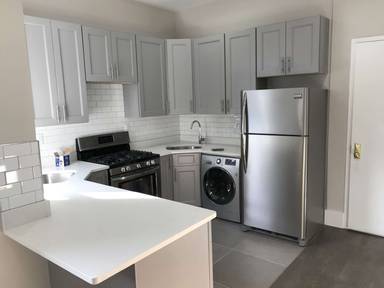 Main picture of 520 Crown St