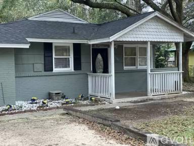Main picture of 5109 Druid Dr S