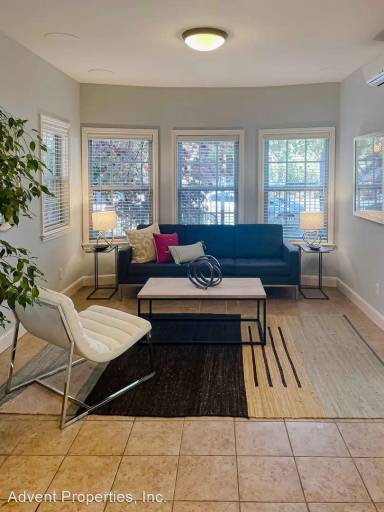 Main picture of 1912 7th St