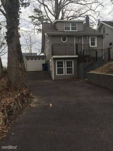 Main picture of 8 Summit Rd