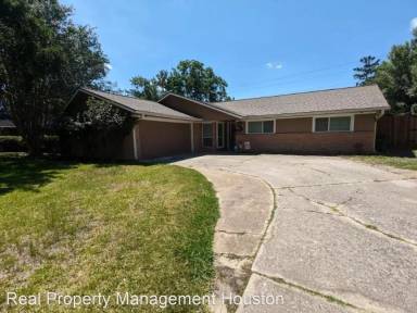 Main picture of 5207 Trail Lake Dr