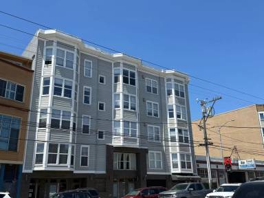 Main picture of 566 S Van Ness Ave