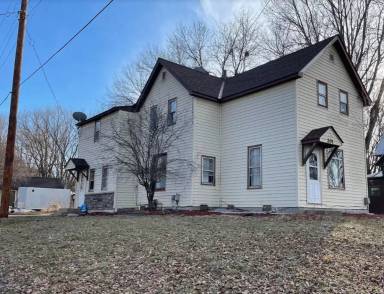 Main picture of 201 W Forest St